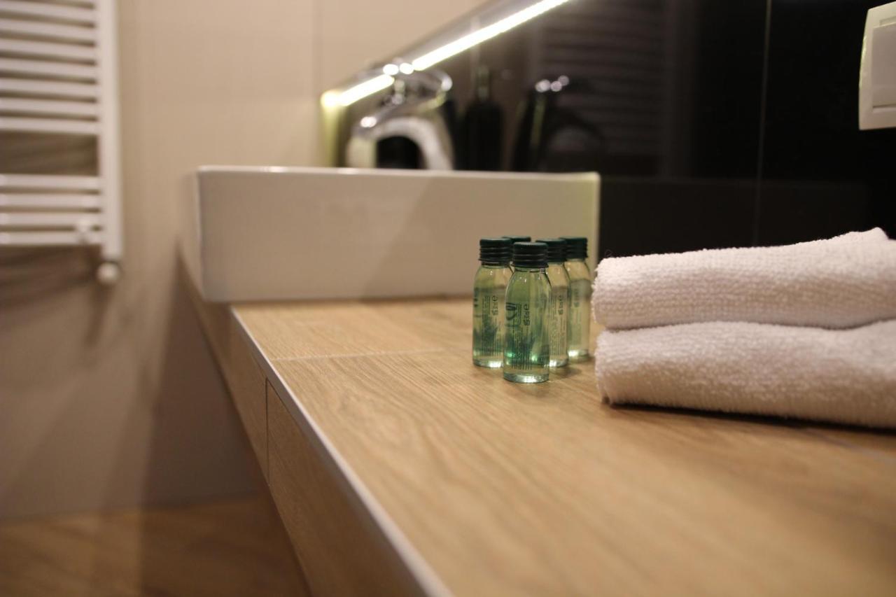 Апартаменты Apartament Reymonta Park Пётркув-Трыбунальский Экстерьер фото