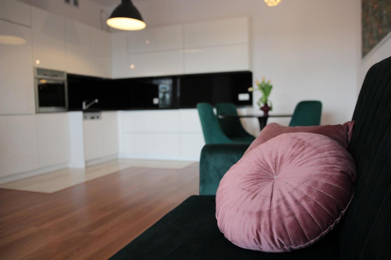 Апартаменты Apartament Reymonta Park Пётркув-Трыбунальский Экстерьер фото